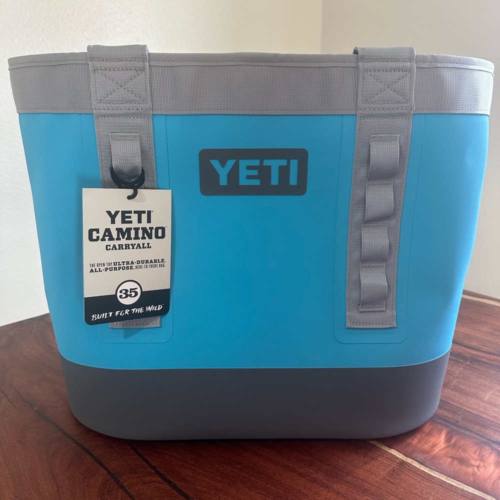 SOLD❌ Nwt Yeti Camino 35 Reef Blue